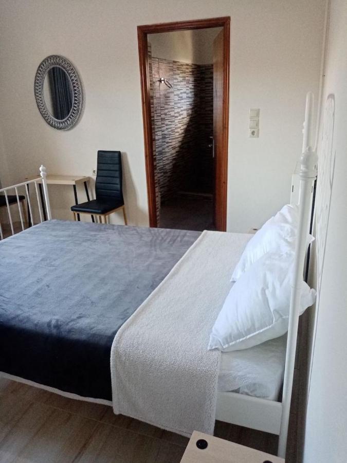 Cosy Apartment In Relaxed Neighbourhood Amarynthos Buitenkant foto